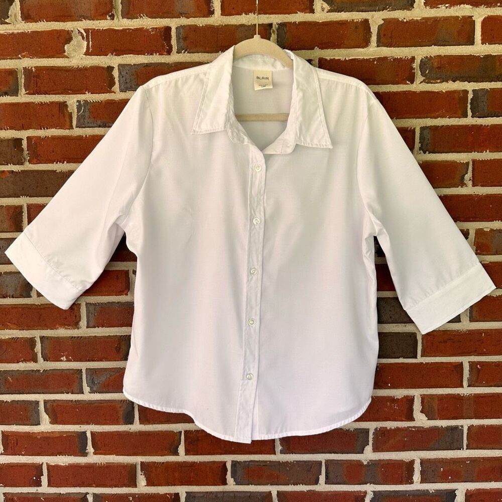 White Button Up 3/4 Sleeve
